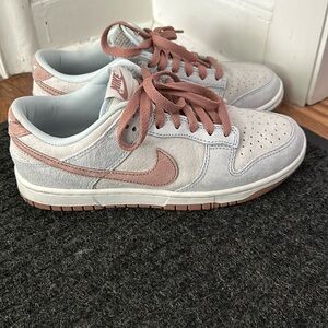 Women’s Nike Air Dunk